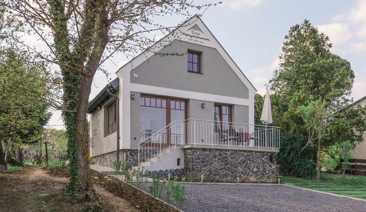 Riza Villa 바다초니토마이 외부 사진